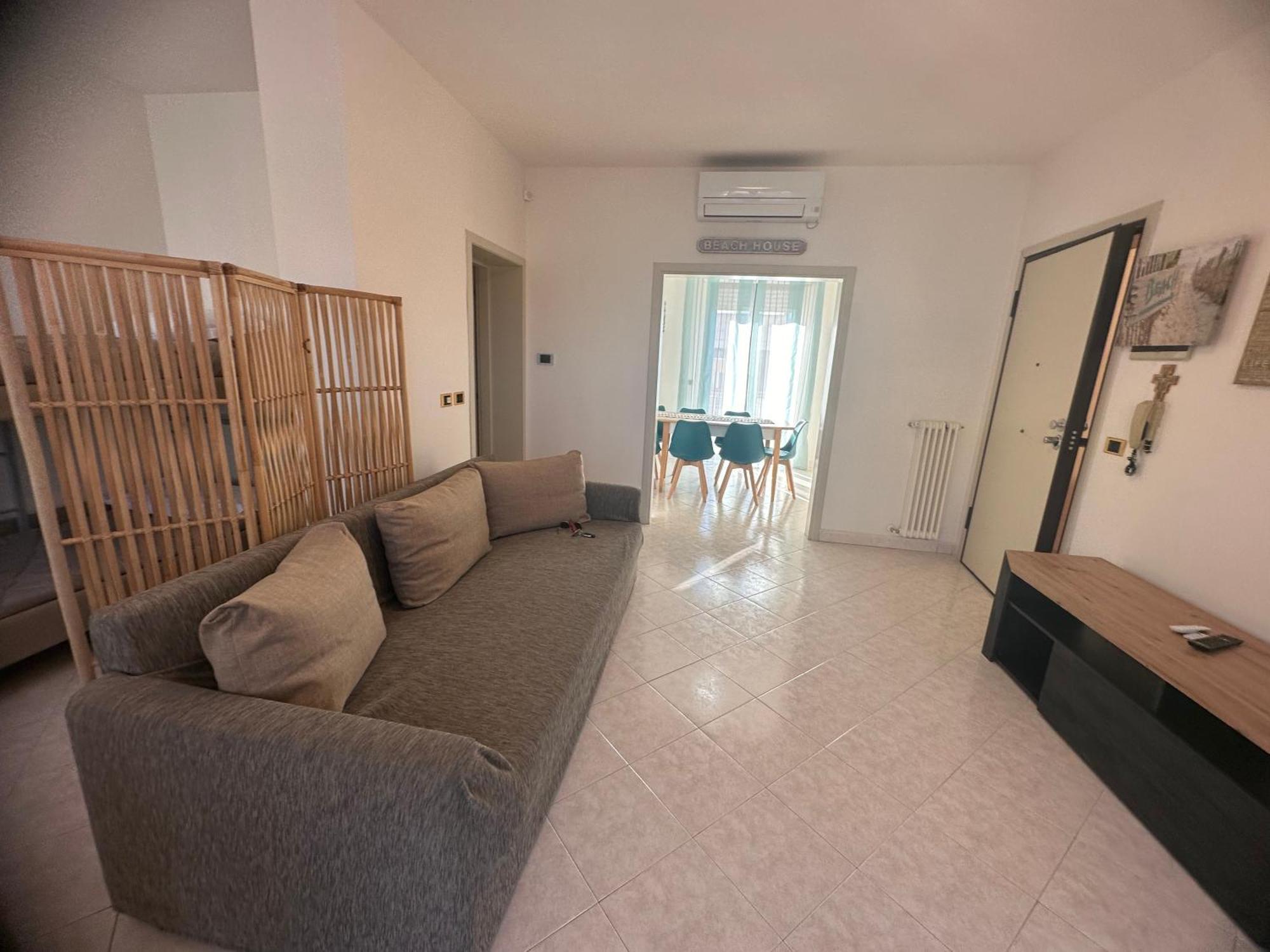 Beach House Holiday Apartments 里米尼 外观 照片