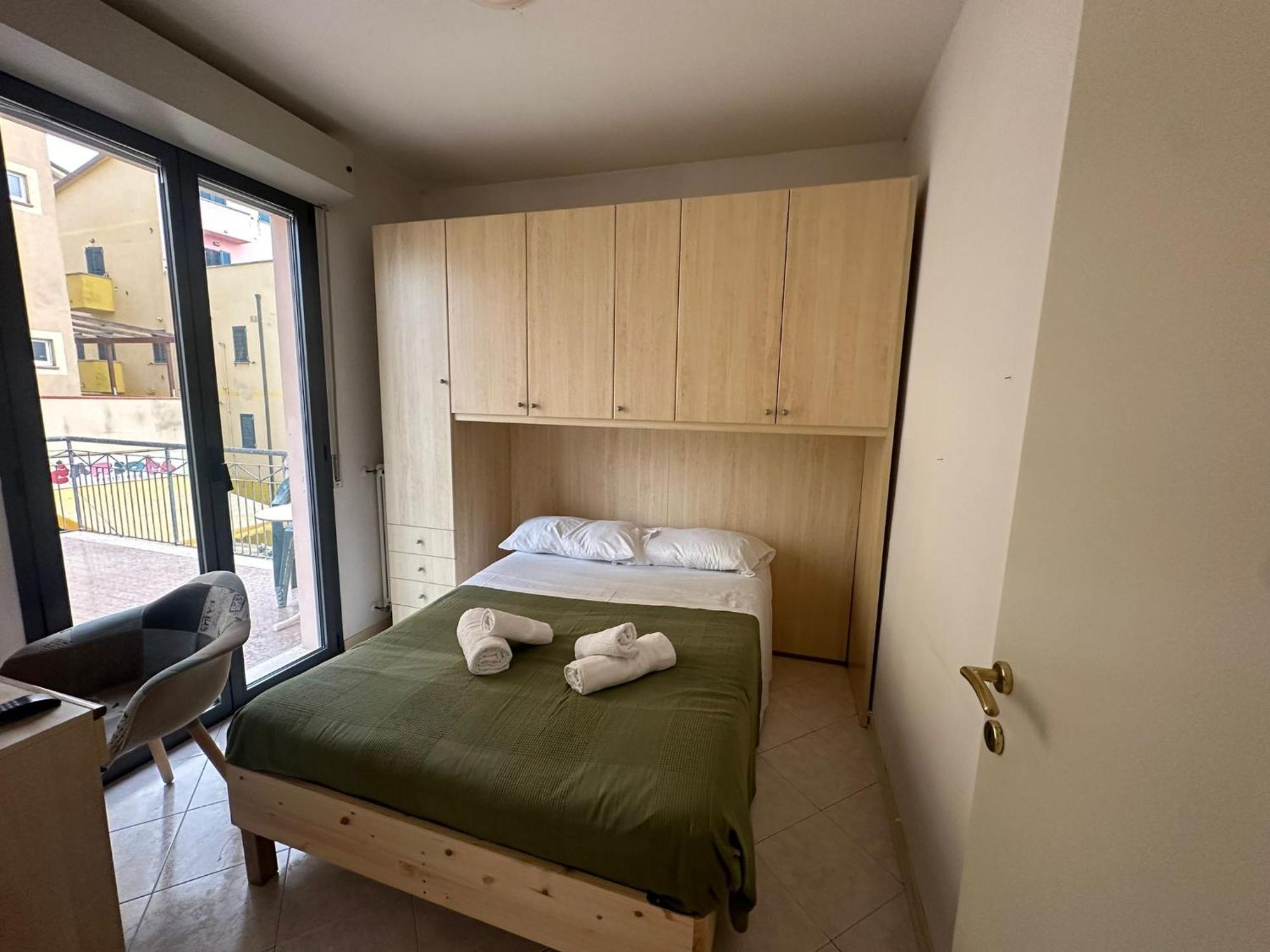 Beach House Holiday Apartments 里米尼 外观 照片