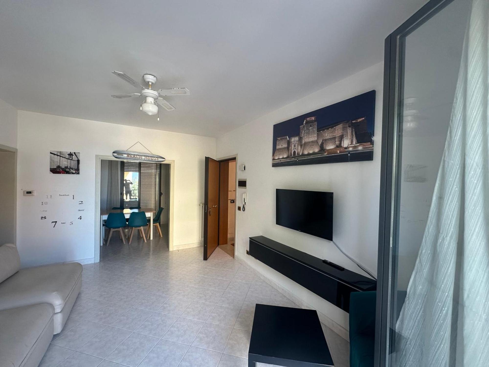 Beach House Holiday Apartments 里米尼 外观 照片