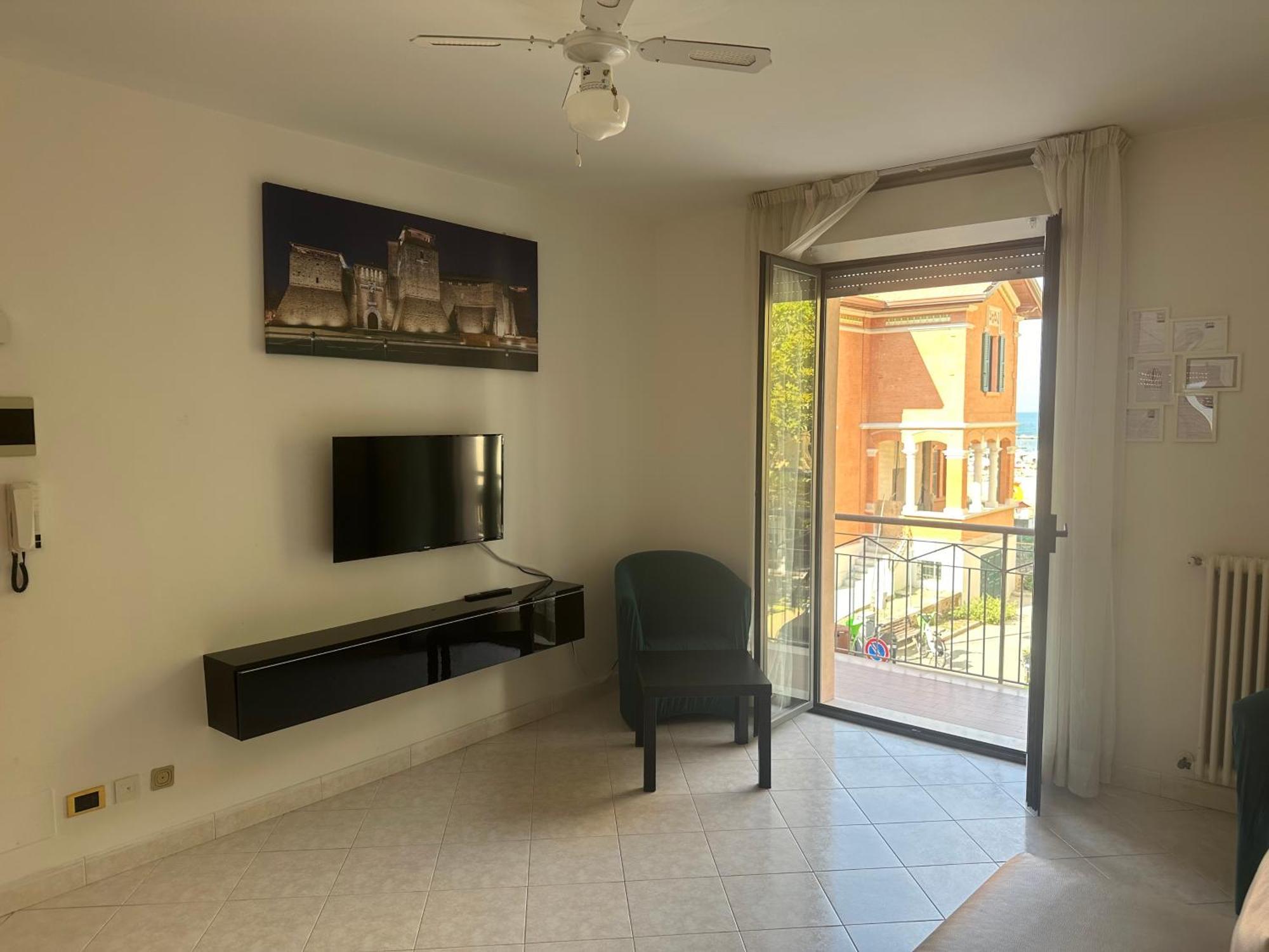 Beach House Holiday Apartments 里米尼 外观 照片